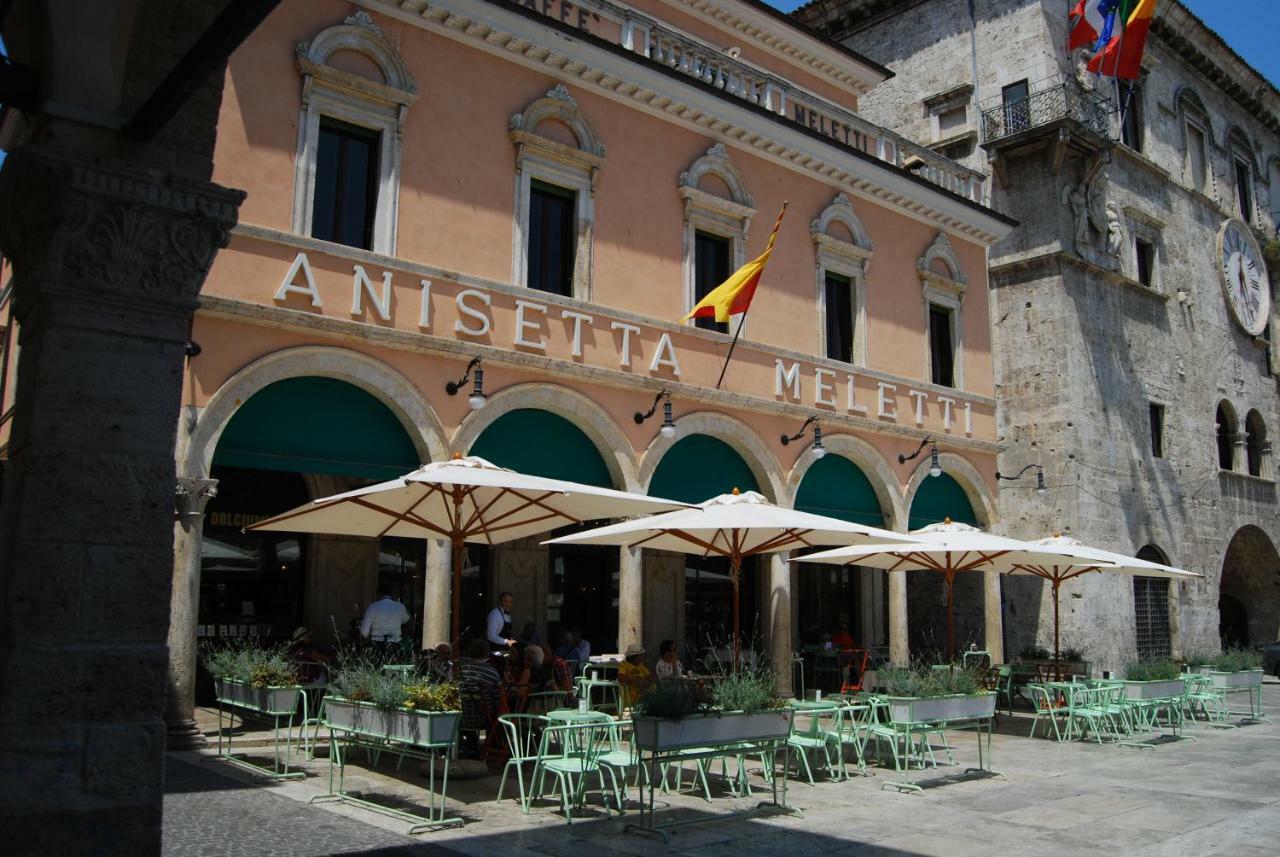 A Casa Di Lola Bed and Breakfast Ascoli Piceno Eksteriør billede